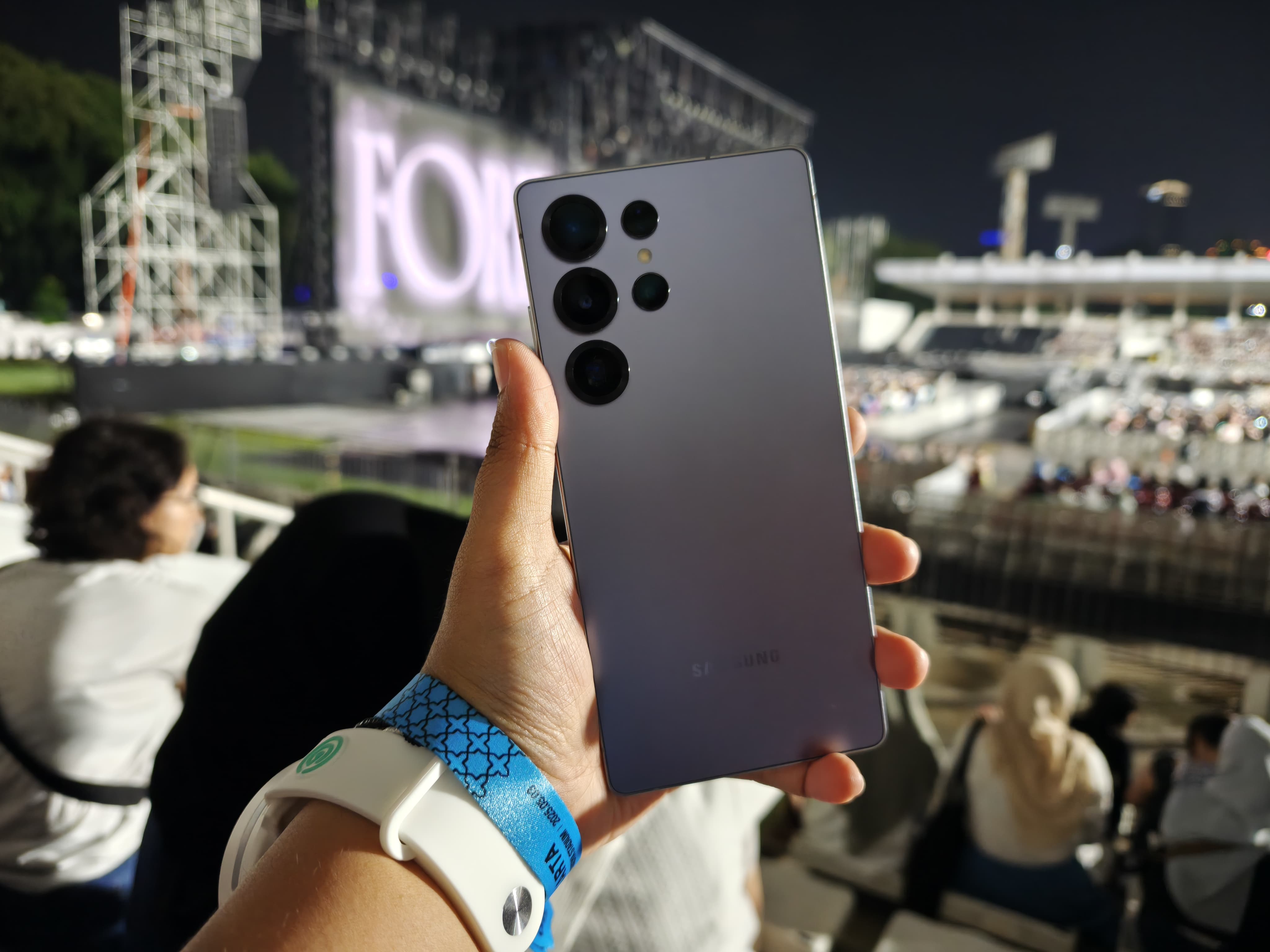 3 Fitur AI di Samsung Galaxy S25 Ultra yang Helpful Saat Ngonser
